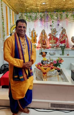 Pandit Rakesh Bhargav
